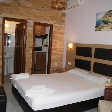 Aparthotel Blo Panormos (Skopelos)
